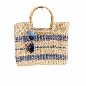 Hand Woven Abaca Bag W/ Wood Handles